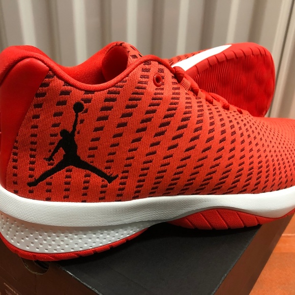 Nike Air Jordan B. Fly - Men's Basketball Shoes - Picture 2 of 7